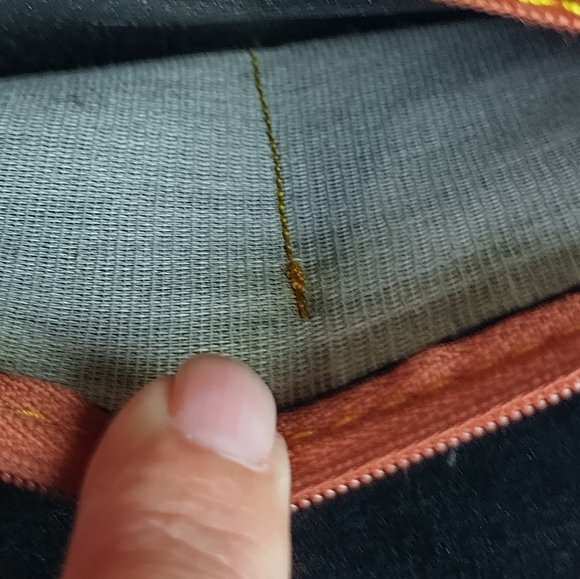 Dooney & Bourke Large Black Pebbled Tan  Leather Doctors Satchel Hand Bag - Picture 11 of 16